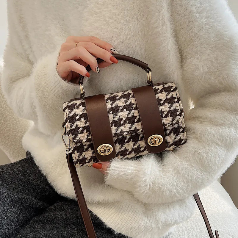 Old Money Handbag – Houndstooth Structured